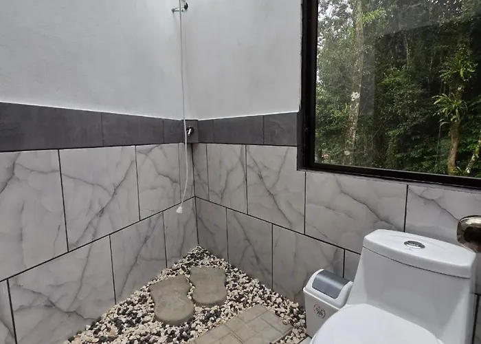 Happy Paradise Lodge Nuevo Arenal